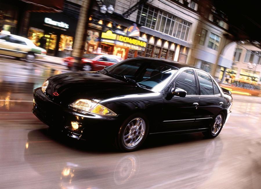  Chevrolet Cavalier 2000 года  (фото 11 из 25)